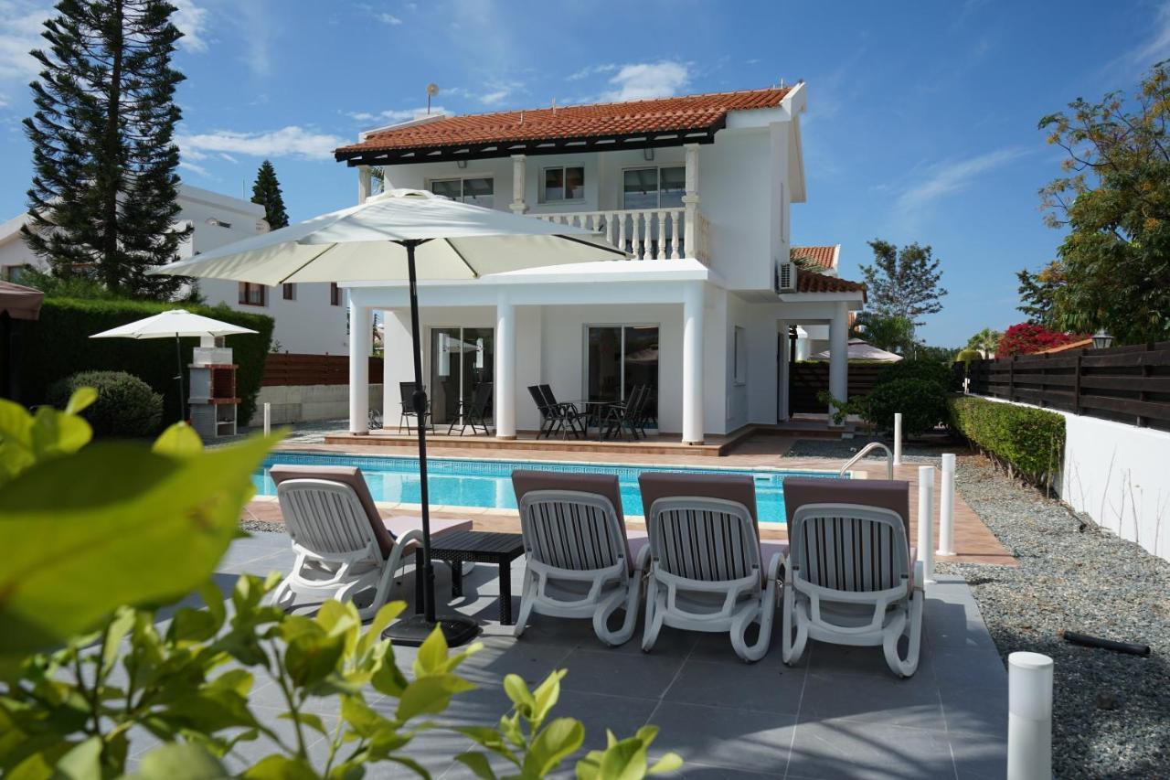 Villa Coral Cove Pegeia Exteriér fotografie
